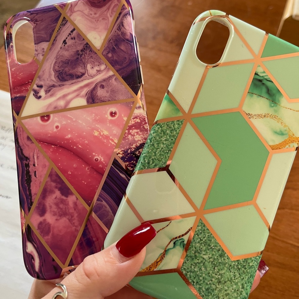 Two iPhone XR cases - Picture 2 of 5